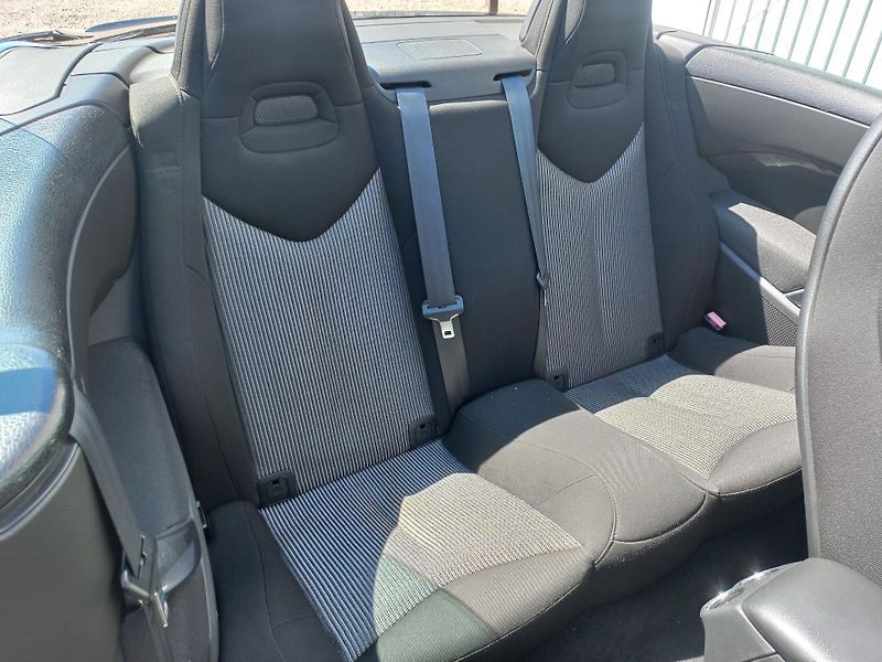 Peugeot 308 (2010) CC 1.6i 115kW  - fotka 14 z 19