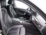 BMW Řada 5 2,0 520d Aut 140kW Luxury Line - náhled 13