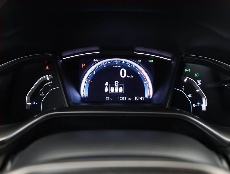 Honda Civic (2020) 1.0 VTEC Turbo, Automat - fotka 9 z 19