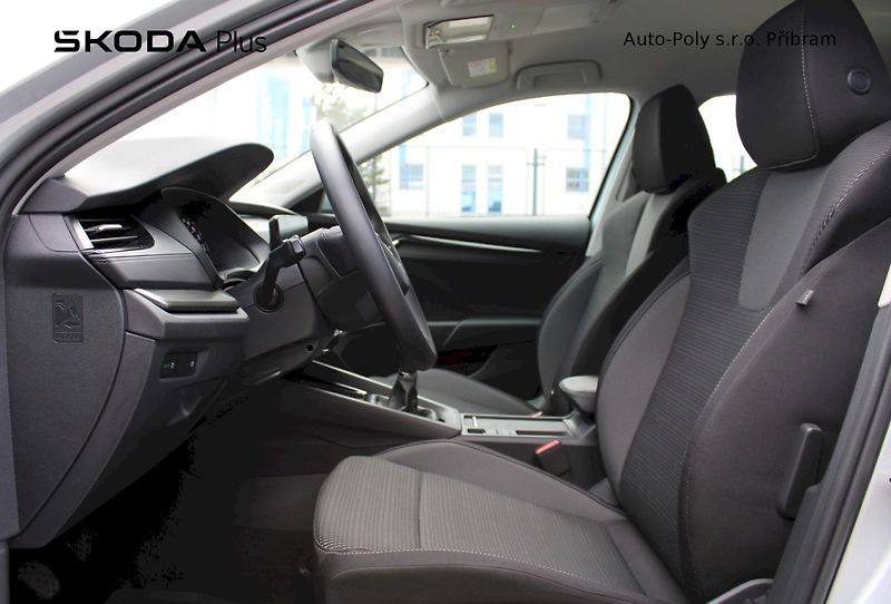 Škoda Octavia (2024) Ambition 1.5TSI / 110kW 6°MP - fotka 11 z 23