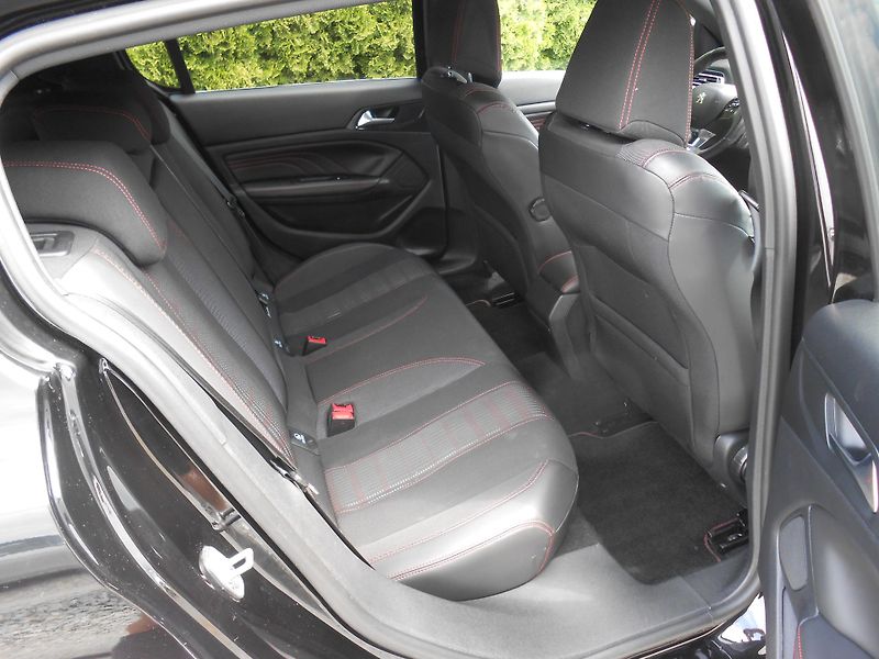 Peugeot 308 GT-Line,AUTOMAT,120TKm - fotka 20 z 43