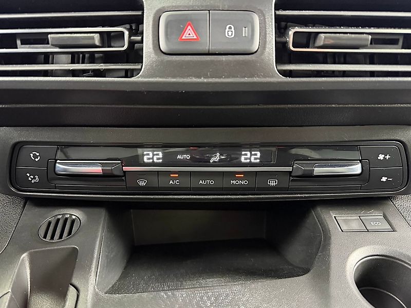 Citroën Berlingo 1.5 HDI 96KW A/T S&S FEEL, PDC - fotka 18 z 22