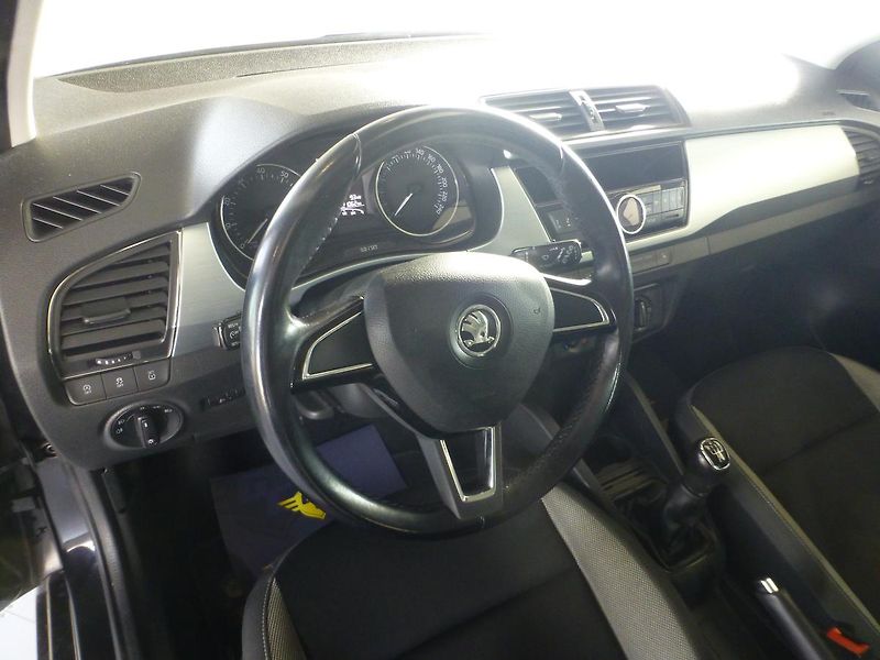 Škoda Fabia (2016) 1,2i-66KW*KLIMA**VYHŘ.SEDADLA* - fotka 11 z 22