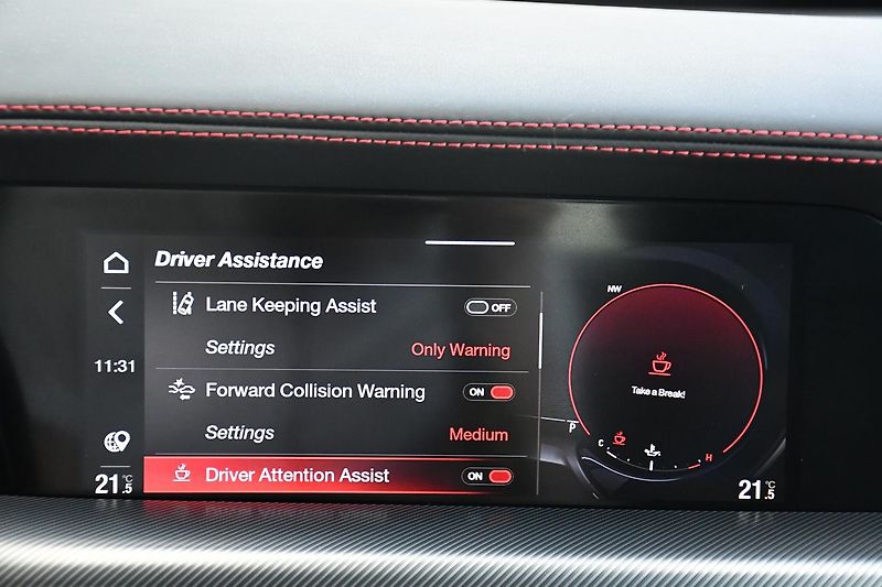 Alfa Romeo Stelvio 2.2 JTDm Competizione Q4 - fotka 31 z 40