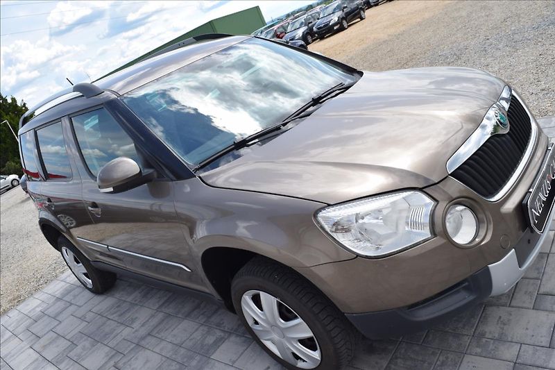 Škoda Yeti 1,2 TSI 77KW PO SERVISE - fotka 4 z 45