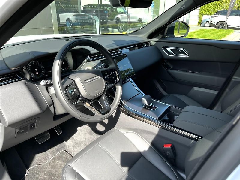 Land Rover Range Rover Velar 3,0   Dynamic SE D300 AWD - fotka 8 z 19