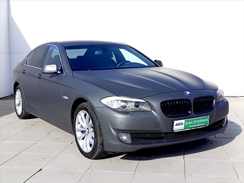 BMW Řada 5 3,0 530d Aut., Navi Kůže Tažné - fotka 4 z 45