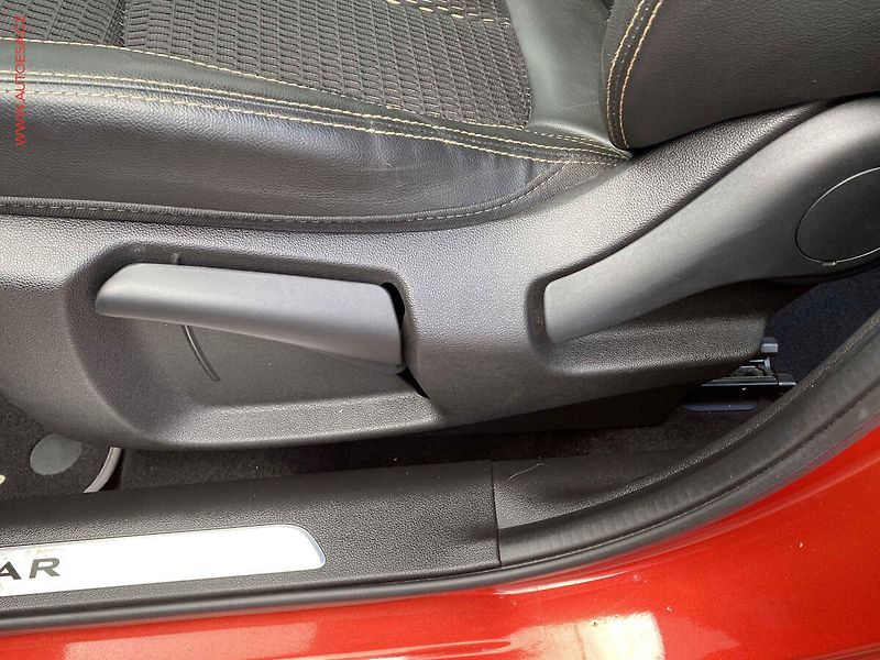 Renault Kadjar (2016) 1.2 TCe, Energy, panor - fotka 14 z 19