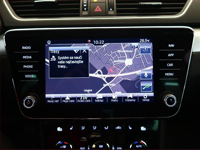 Škoda Superb (2019) Ambition Plus 2.0 TDI, Automat - fotka 17 z 18