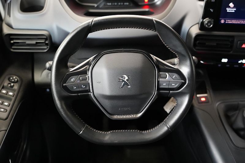 Peugeot Rifter - fotka 19 z 33