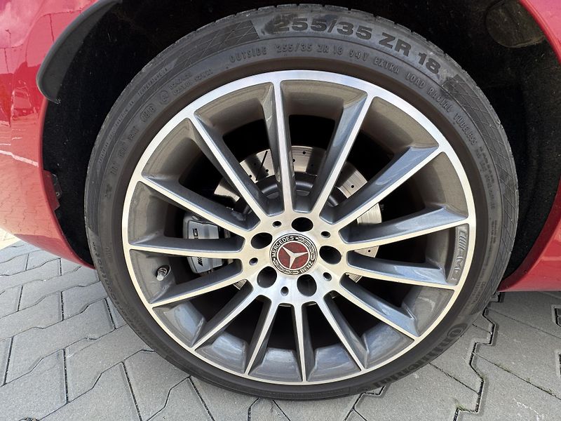 Mercedes-Benz SLC AMG 43 - fotka 23 z 43