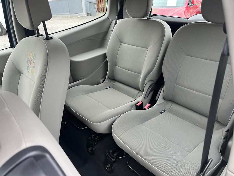 Renault Twingo (2009) 1.2i 56kw 1.Majitel - fotka 13 z 20