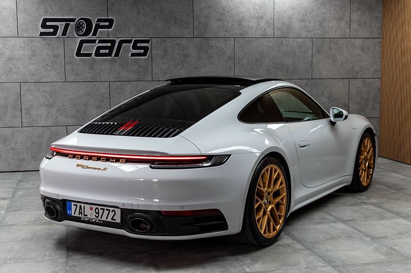 Porsche 911 CARRERA S - fotka 6 z 34