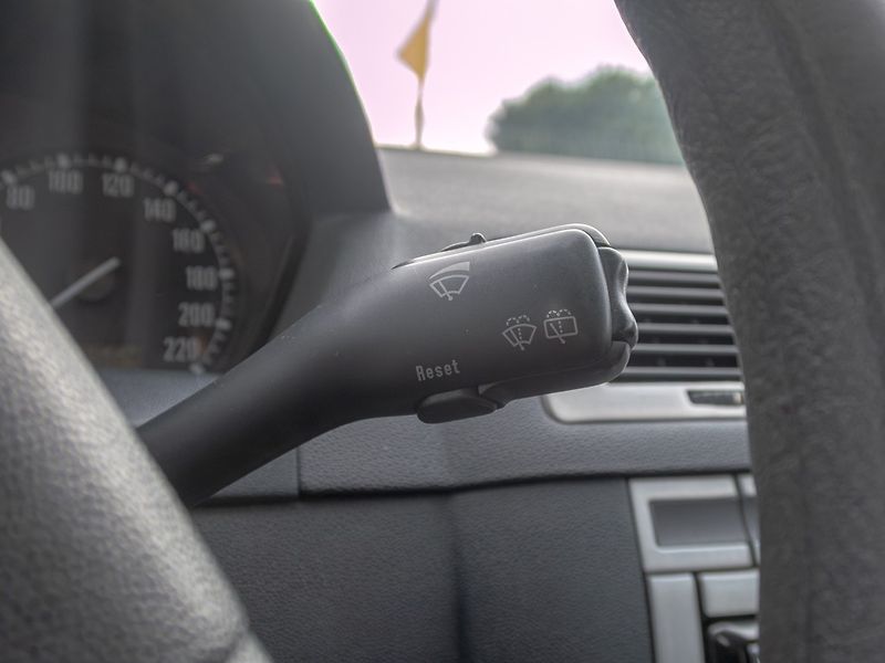 Škoda Fabia (2004) 1.9SDI 47KW - KLIMA - fotka 15 z 34