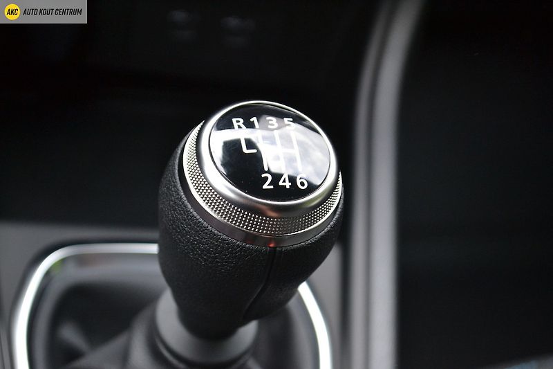 Renault Captur evolution TCe 90 - fotka 21 z 44