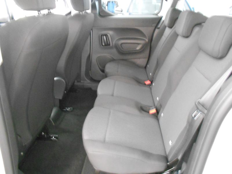 Peugeot Rifter LONG ACTIVE BlueHDi 100 S&S MA - fotka 6 z 11