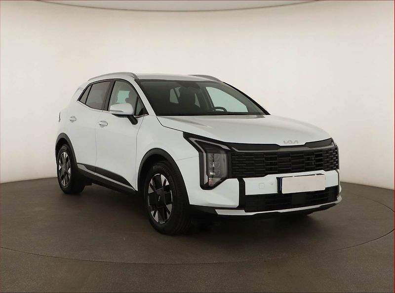 Kia Sportage (2025) 1.6 T-GDI, Exclusive, Navigace - fotka 1 z 16