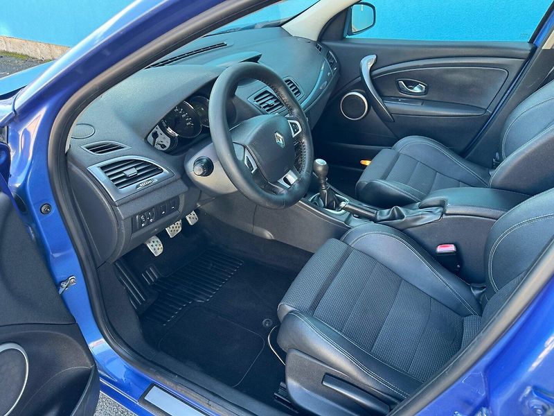 Renault Mégane (2010) 1.5 DCi GT-line ČR, 1.majitel - fotka 6 z 44