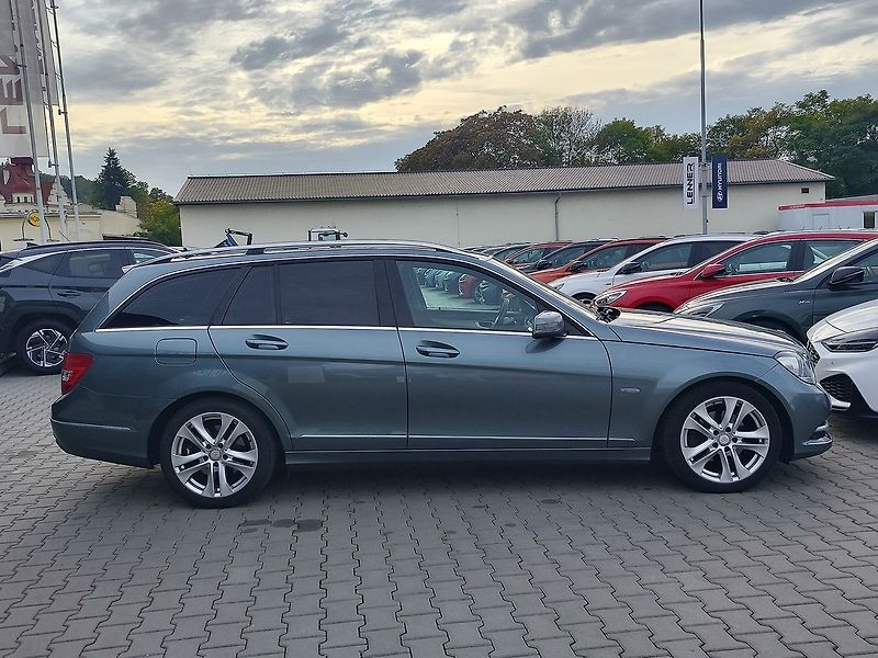 Mercedes-Benz Třídy C 250d/150kW 4Matic AT - fotka 4 z 29