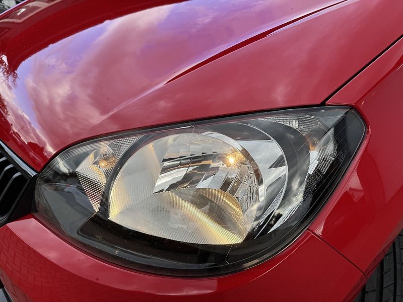 Škoda Citigo (2016) 1.0MPi Monte Carlo Klimatizace - fotka 37 z 50