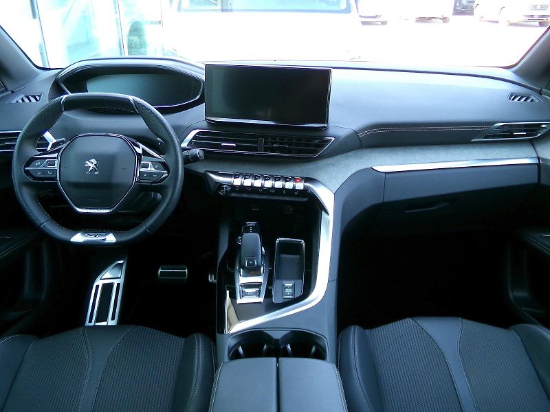 Peugeot 3008 GT 1.5 BlueHDi 96kW AT8 - fotka 2 z 14