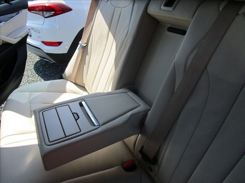 BMW X5 xDrive 30d M-Paket  ČR - fotka 47 z 70