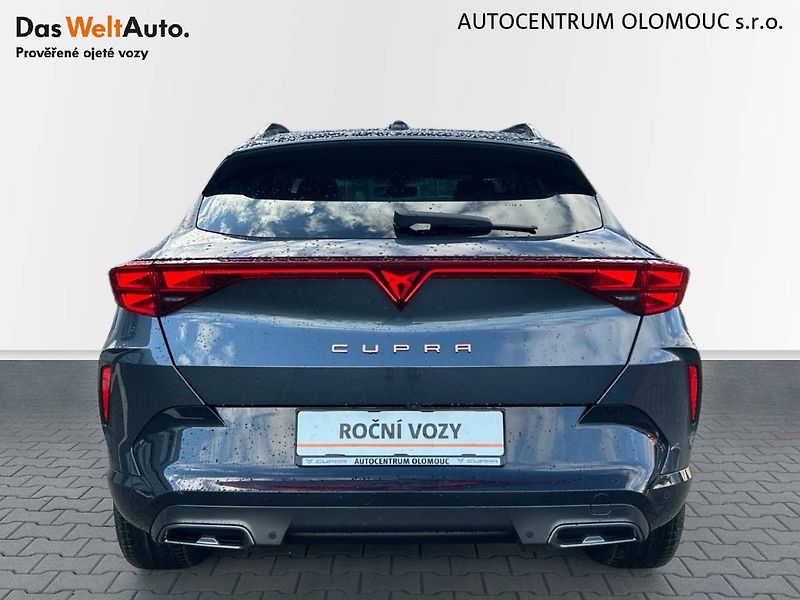 Cupra Formentor (2024) 1.5 eTSI 7DSG - fotka 33 z 35