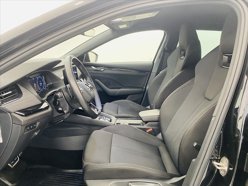 Škoda Octavia 2,0 TDI 110kW DSG SportLine - fotka 5 z 27