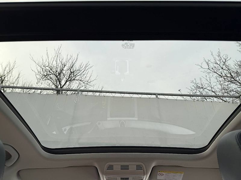 Volkswagen Passat Variant (2013) 2.0 TDI 125 kW Highline DSG - fotka 21 z 23
