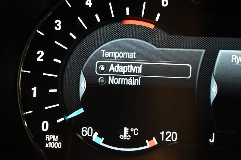 Ford S-MAX (2022) 2.0 140 KW LED ACC Tažné Kamer - fotka 28 z 36