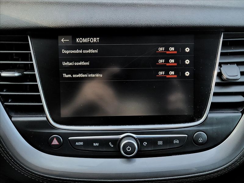 Opel Grandland X 1,6 PHEV,E-AT,Elegance,led,nav - fotka 34 z 50