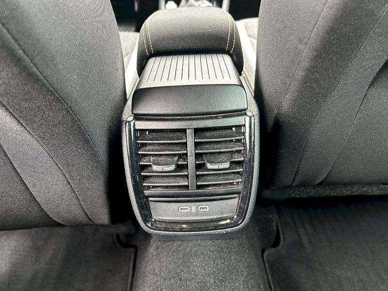 Škoda Kamiq (2024) 1.0 TSI 85kW DSG Top Selection - fotka 28 z 35