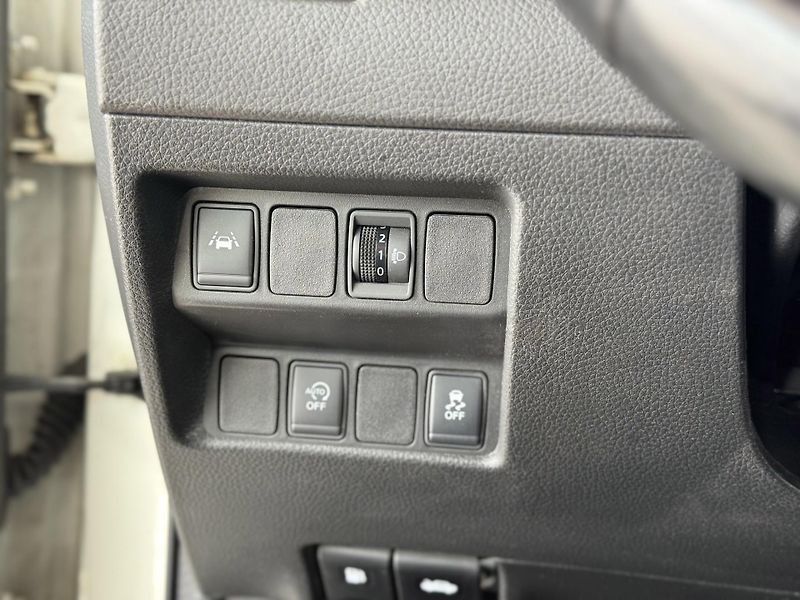Nissan Qashqai 1,2DIG-T*Navi*Kamera*PDC*Tažné - fotka 26 z 34