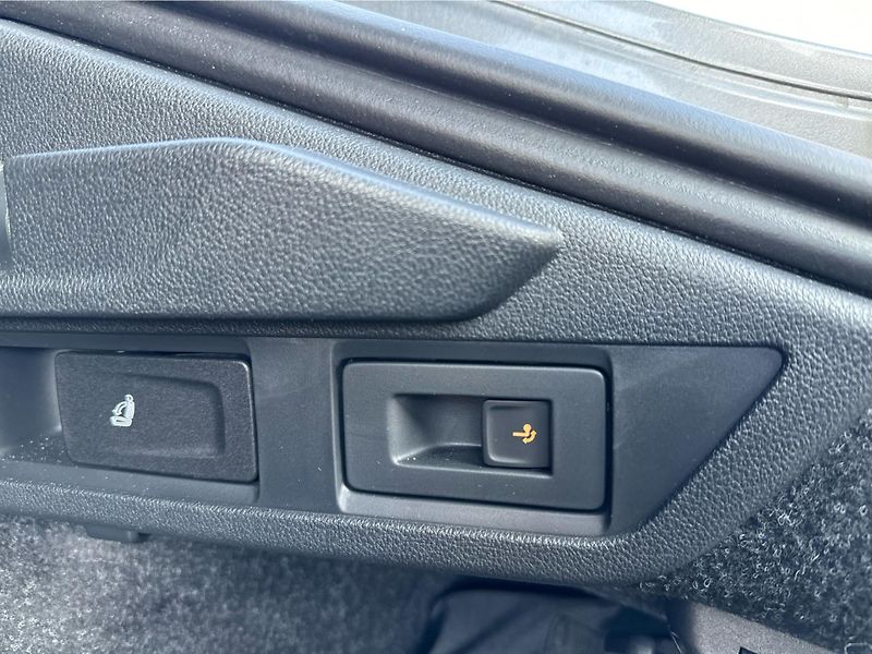 Škoda Octavia 2,0 TDI 110kW DSG SPORTLINE - fotka 20 z 23
