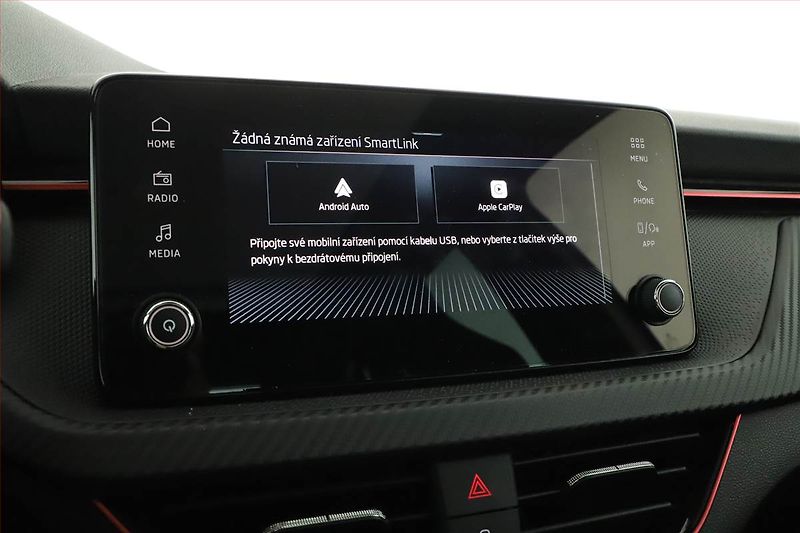 Škoda Kamiq (2025) 1.0 TSI, MONTE CARLO, KEYLESS - fotka 16 z 19