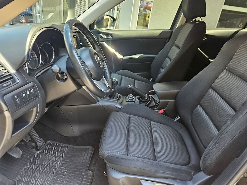 Mazda CX-5 2.2l Skyactiv-D 110kW - fotka 9 z 31
