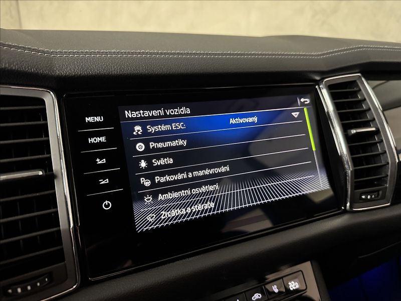 Škoda Kodiaq 2,0 TDi  DSG 4x4 L&K Virtual L - fotka 31 z 49