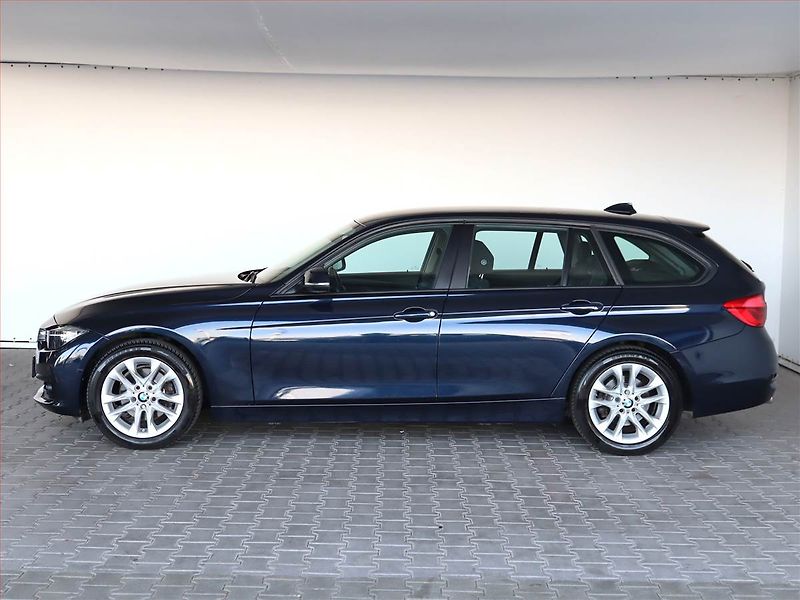 BMW Řada 3 (2017) 320 d xDrive, 4X4, Automat - fotka 3 z 20