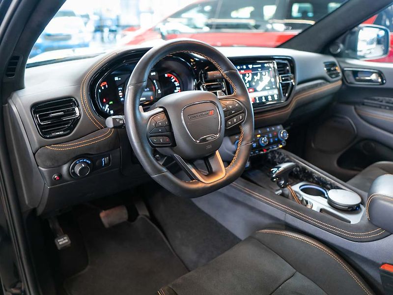 Dodge Durango (2023) 5.7 R/T Hemi Orange Tow N Go - fotka 12 z 40
