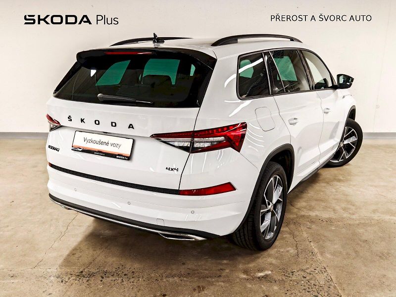 Škoda Kodiaq (2023) 2.0 TSI 140 kW DSG 4x4 Sportli - fotka 2 z 31