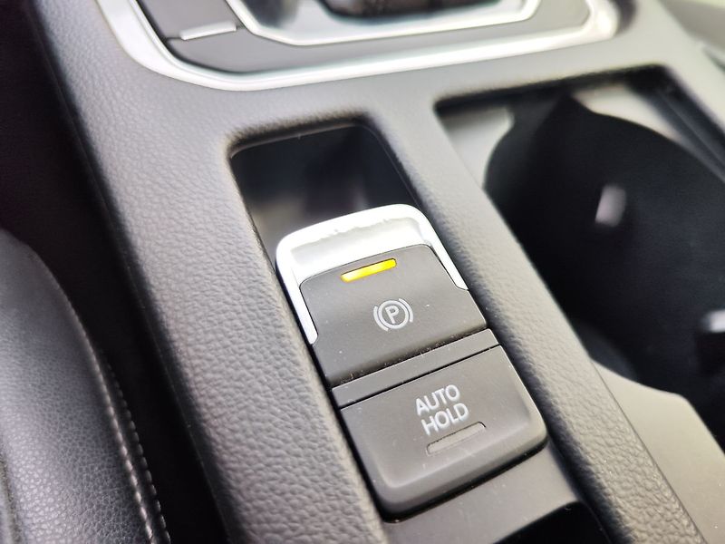 Volkswagen Passat 2.0 Bi-TDI/176kW Alltrack DSG - fotka 24 z 32