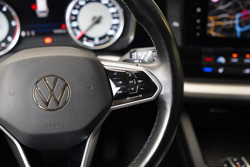 Volkswagen Touareg - fotka 16 z 27