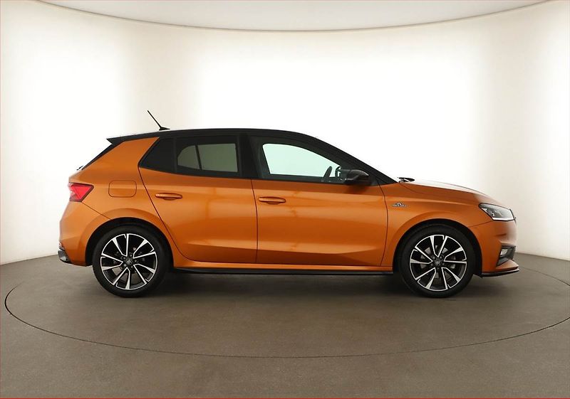 Škoda Fabia (2025) 1.0 TSI, Monte Carlo, FullLed - fotka 6 z 21