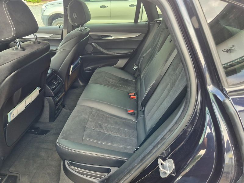BMW X6 (2015) 3.0xD-Velky servis,M-paket,DPH - fotka 20 z 25