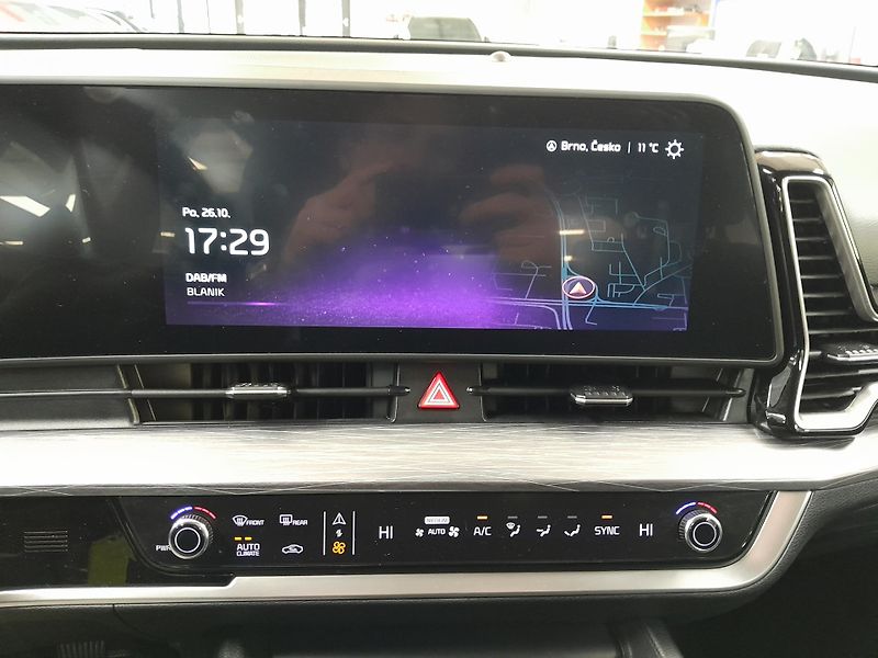 Kia Sportage 1.6 T-GDI Comfort ČR 1.MAJ - fotka 18 z 29
