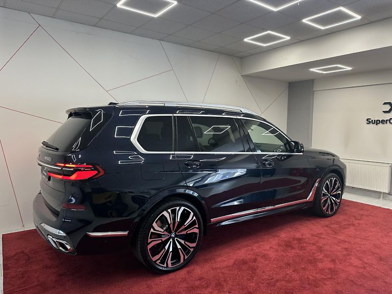 BMW X7 (2023) M60i Imdividual*CZ*DPH*Záruka! - fotka 4 z 24