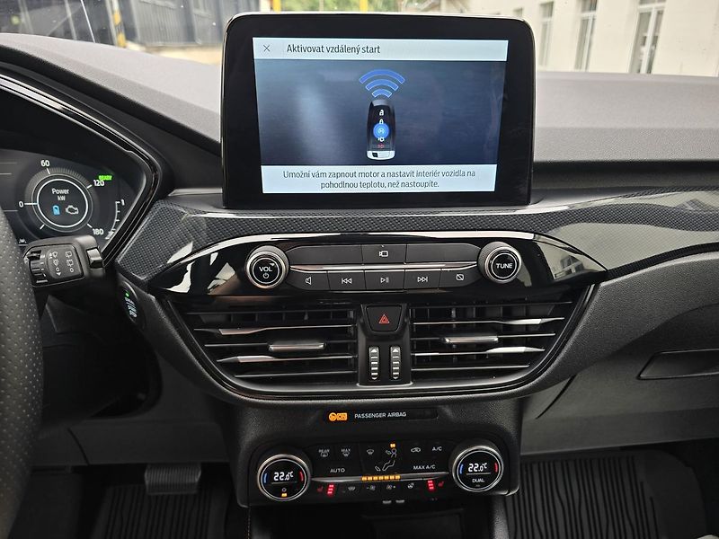 Ford Kuga 140kW 4x4 AWD ST-LINE -DPH - fotka 29 z 43