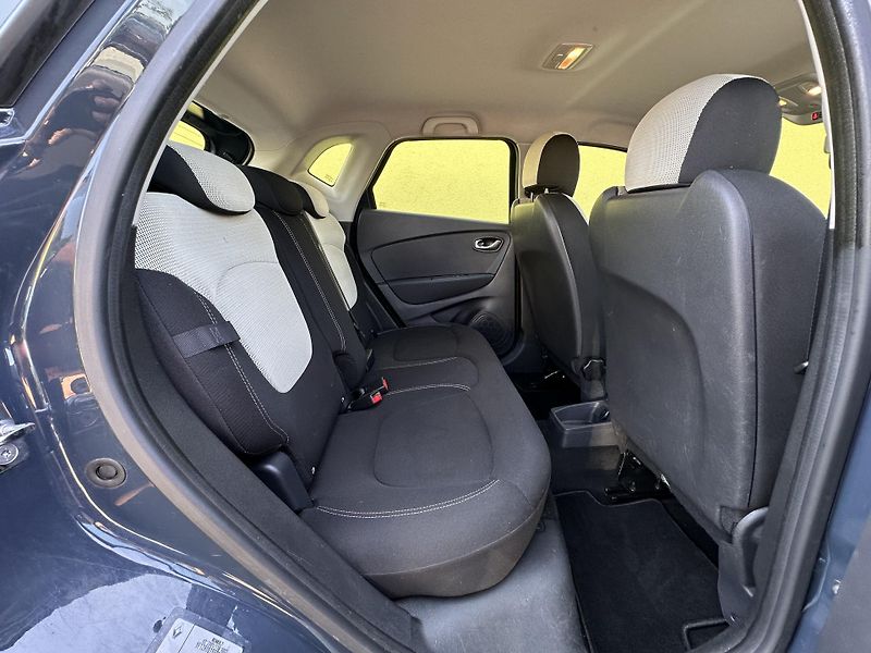 Renault Captur (2017) 0.9/66kW * KLIMA* 1.Maj.  - fotka 21 z 36