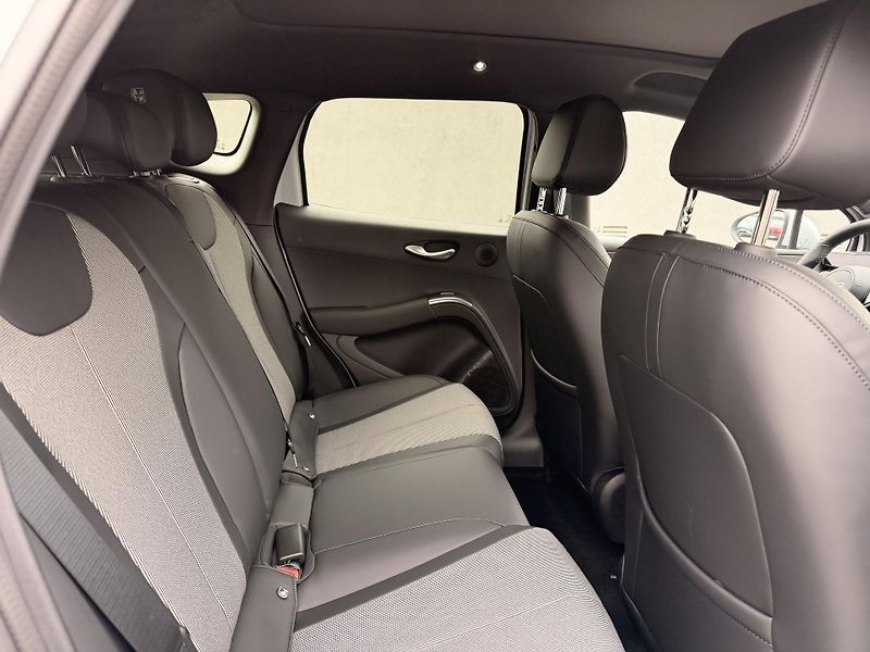 BYD Dolphin G DM-i (2026) Comfort - fotka 5 z 8