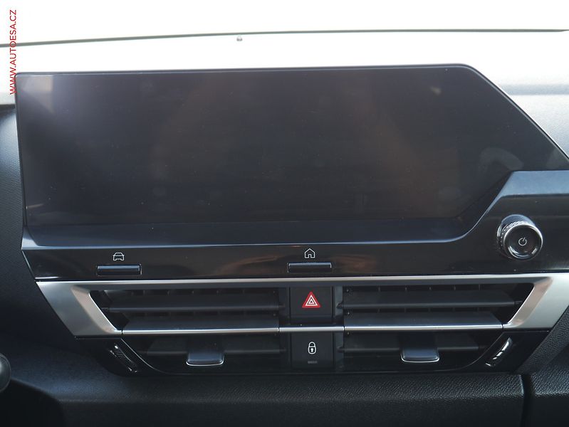 Citroën C4 (2021) 1.2 PT, ČR, servis.kniha, LED - fotka 11 z 16